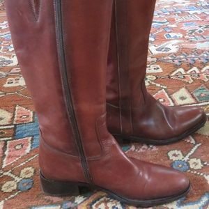16" brown leather low heel boots size 8 like new